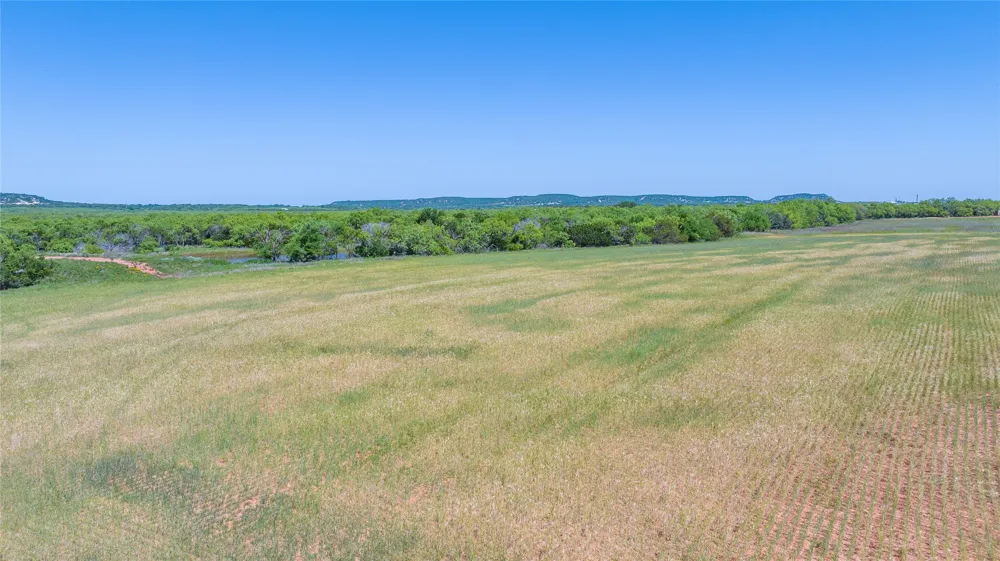 204 CR 180 Ovalo, TX 79541