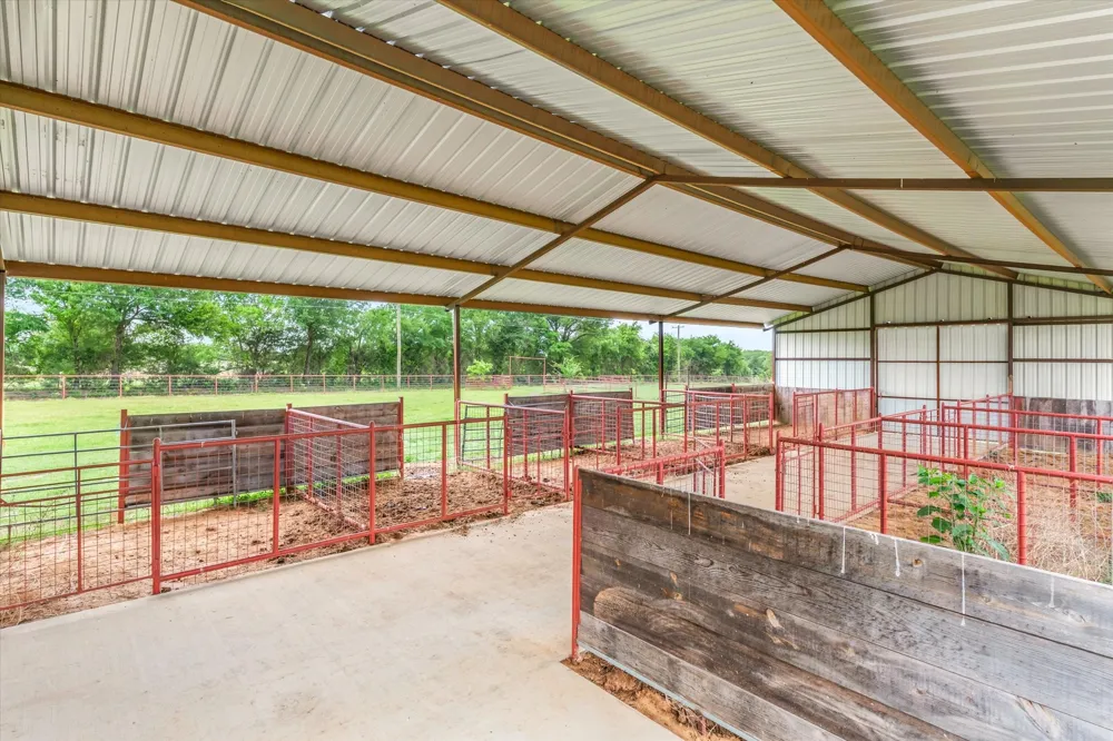 10266 County Road 1200 Athens, TX 75751
