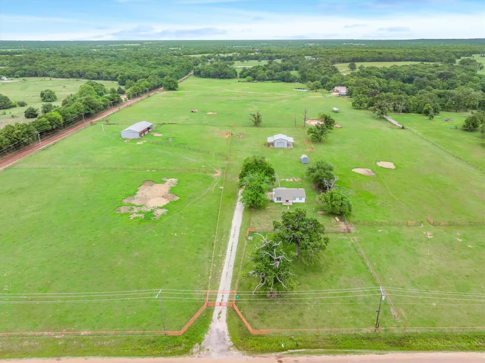 10266 County Road 1200 Athens, TX 75751