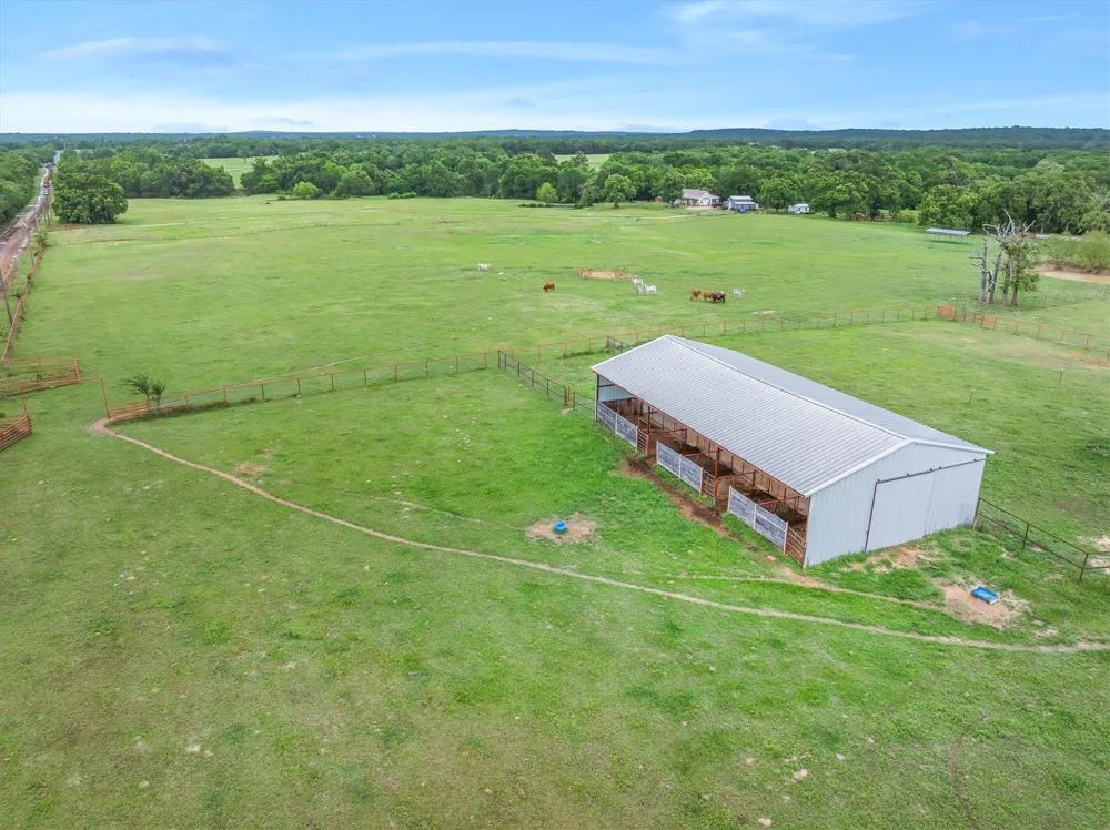 10266 County Road 1200 Athens, TX 75751