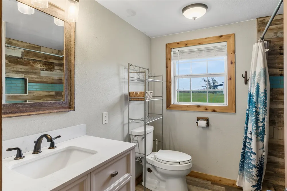 10266 County Road 1200 Athens, TX 75751