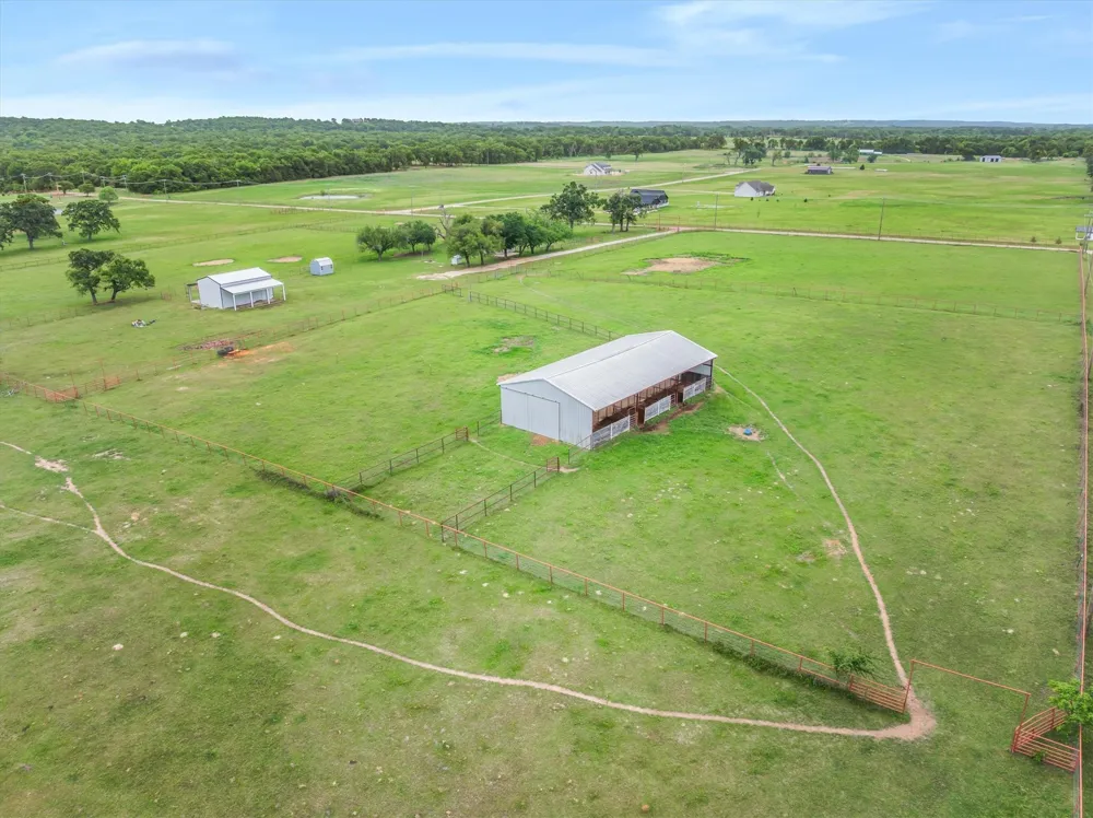 10266 County Road 1200 Athens, TX 75751