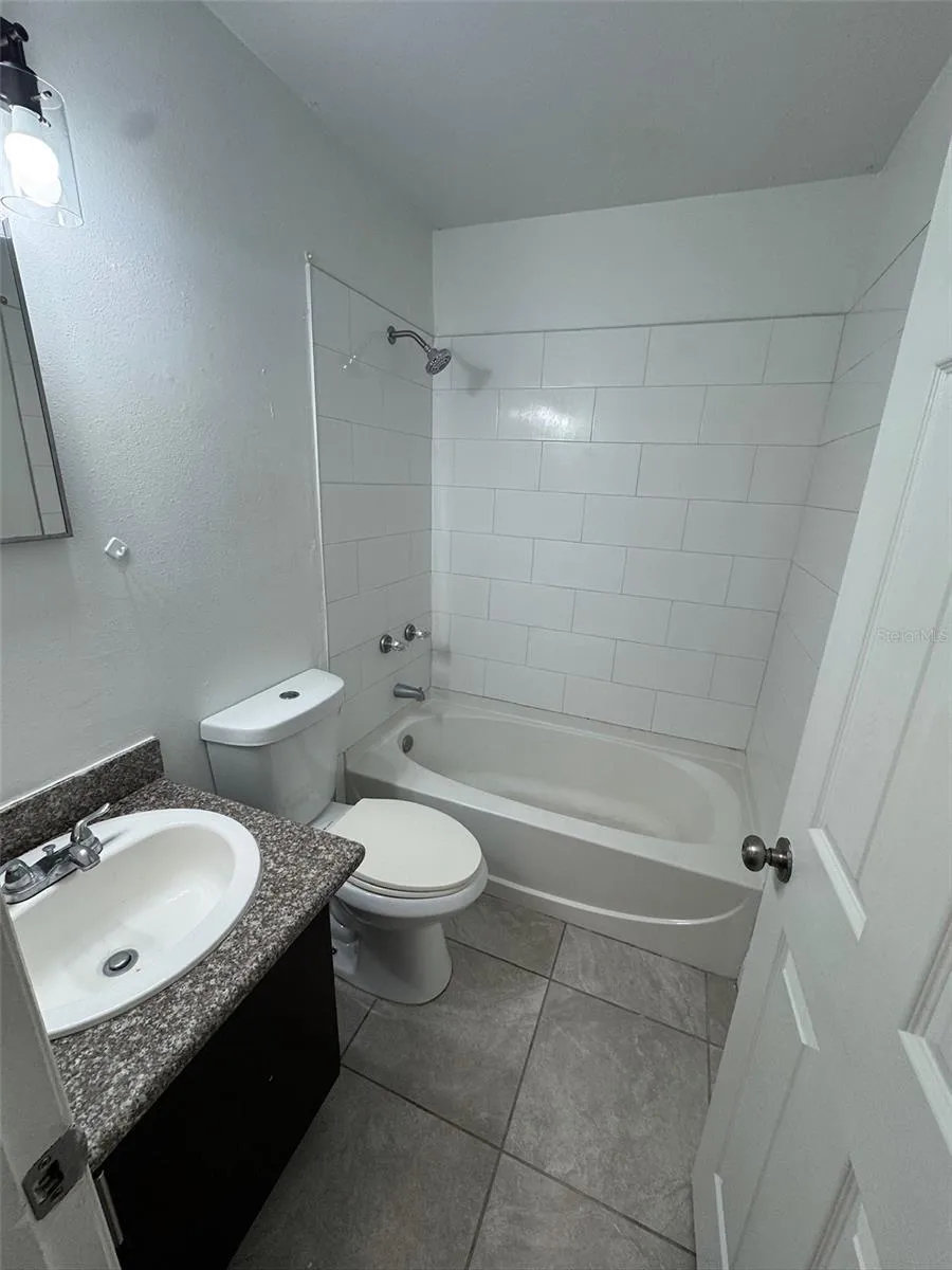 1197-1197 BENTLEY ROAD #3 Leesburg, FL 34748