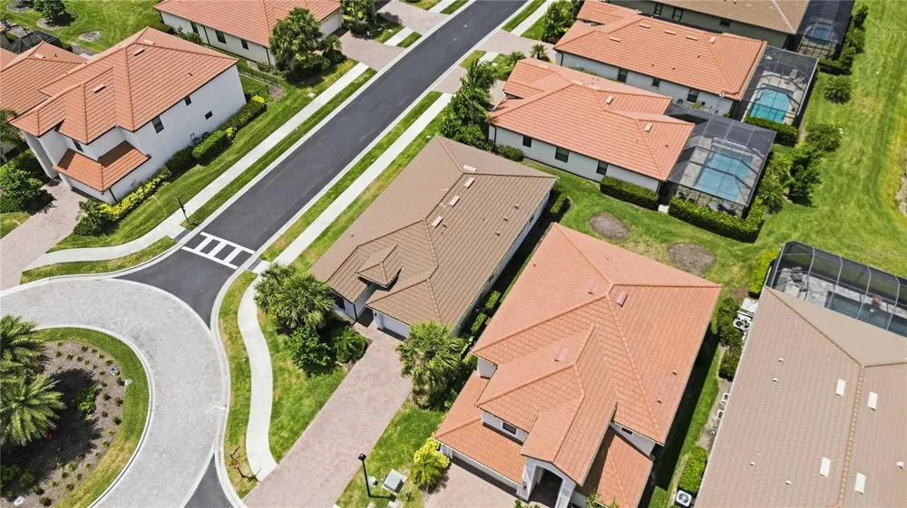 19345 CRUISE DRIVE Venice, FL 34292