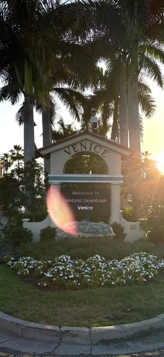 19345 CRUISE DRIVE Venice, FL 34292