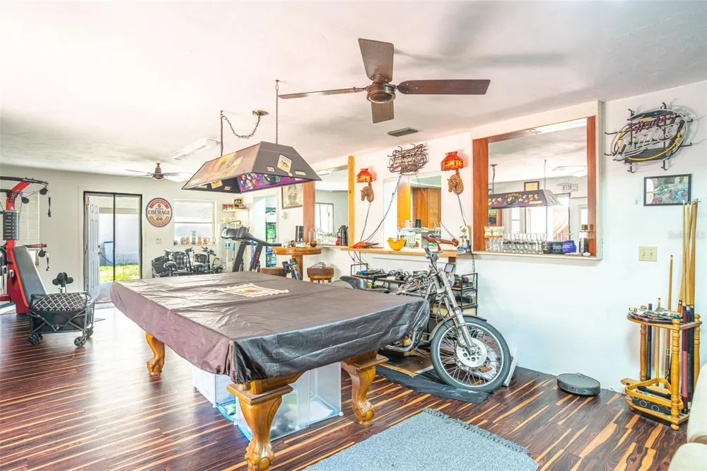 305 CLOVERLEAF ROAD Lake Placid, FL 33852