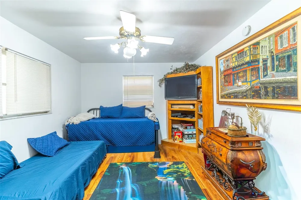 305 CLOVERLEAF ROAD Lake Placid, FL 33852