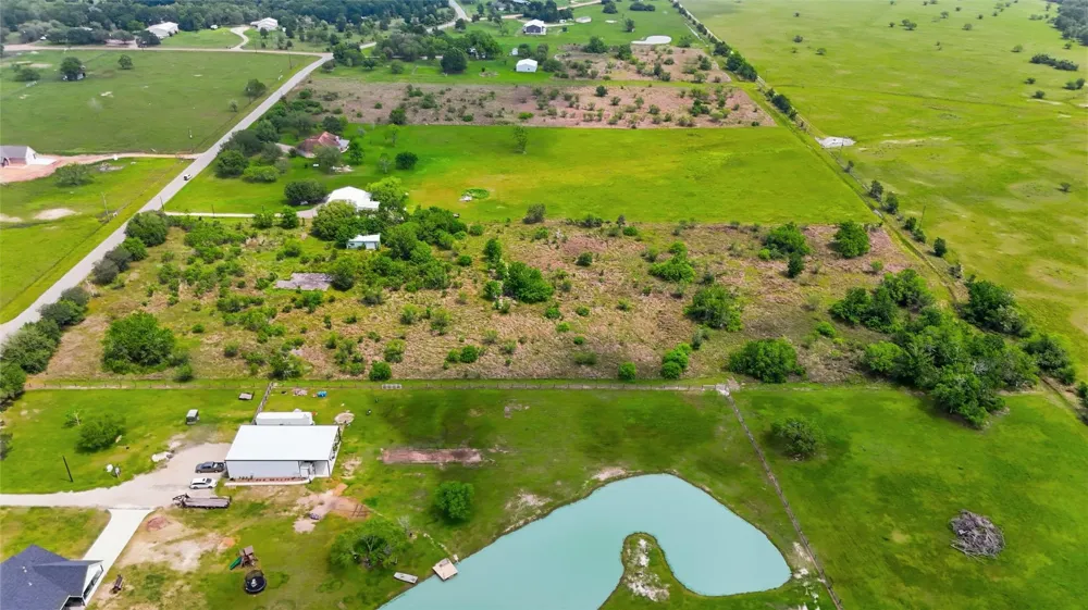 14433 Tierra Grande Drive Needville, TX 77461