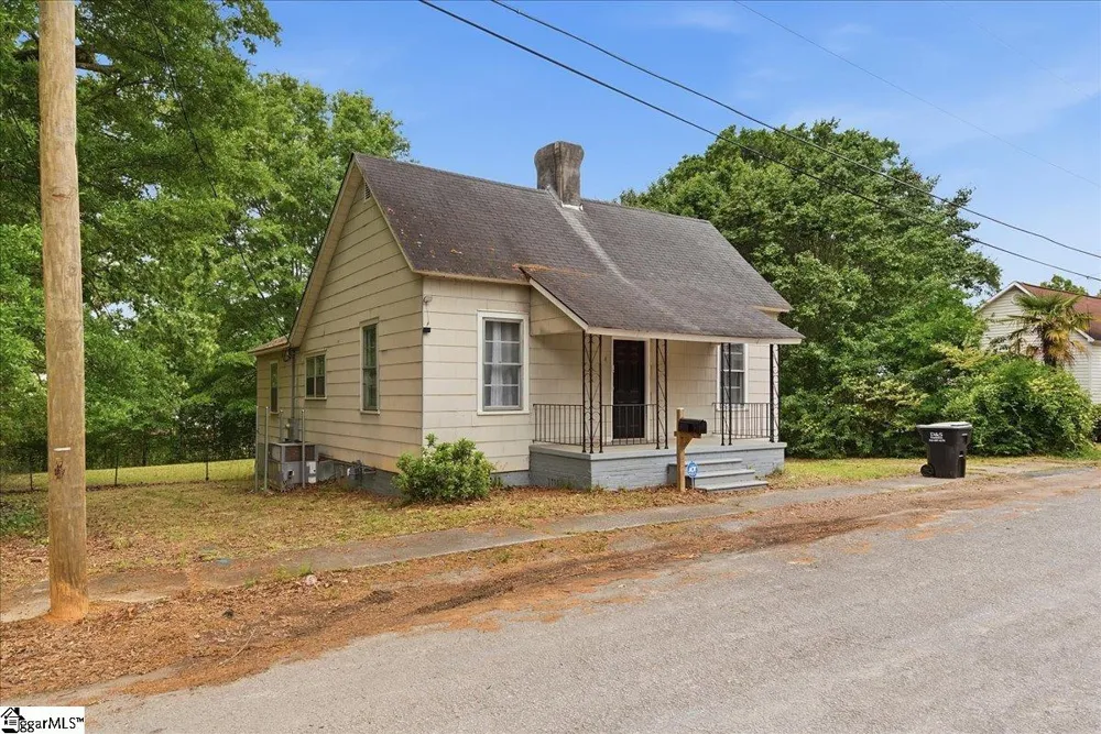 4 Mcgee Street Belton, SC 29627