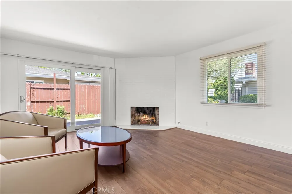 1741 Tustin Costa Mesa, CA 92627