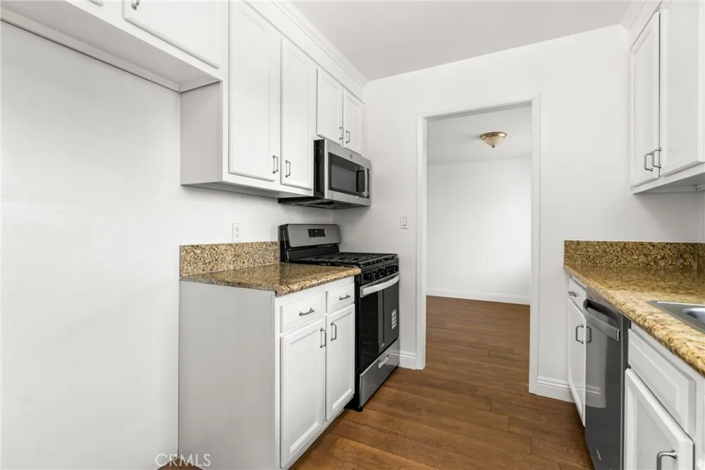 1741 Tustin Costa Mesa, CA 92627
