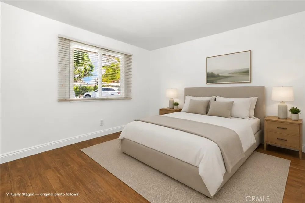 1741 Tustin Costa Mesa, CA 92627