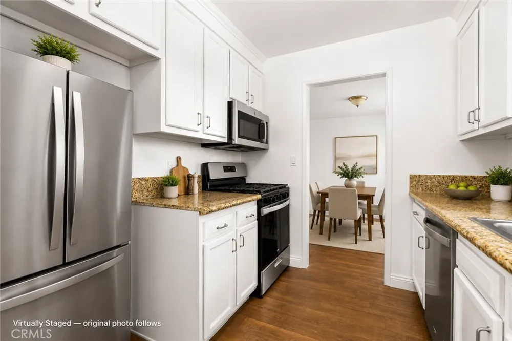 1741 Tustin Costa Mesa, CA 92627