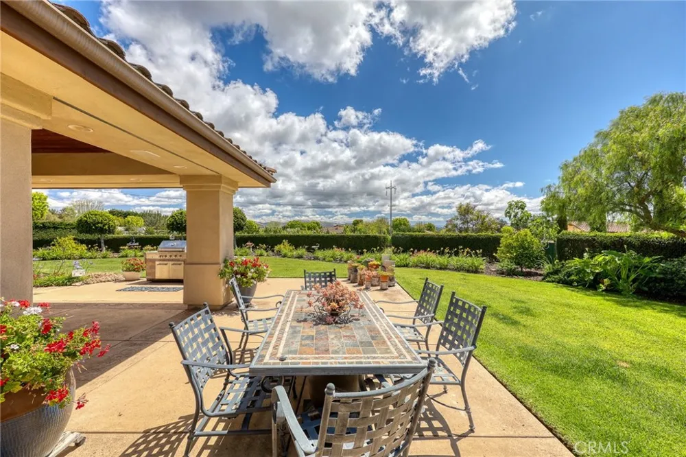 250 Foxen Bluff Lane Arroyo Grande, CA 93420