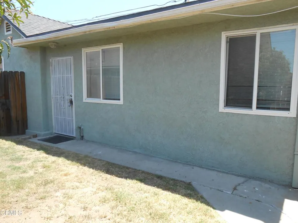 225 Brett Way Santa Paula, CA 93060