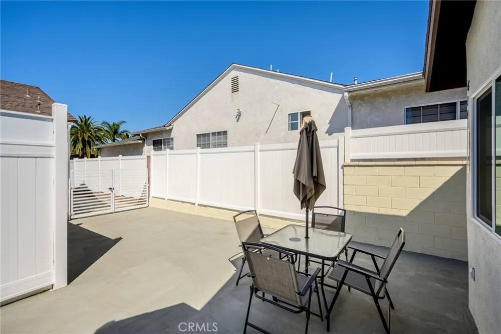 614 4th Street Montebello, CA 90640