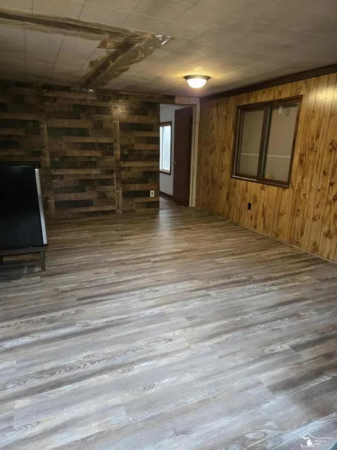 7180 Sherwood Trail