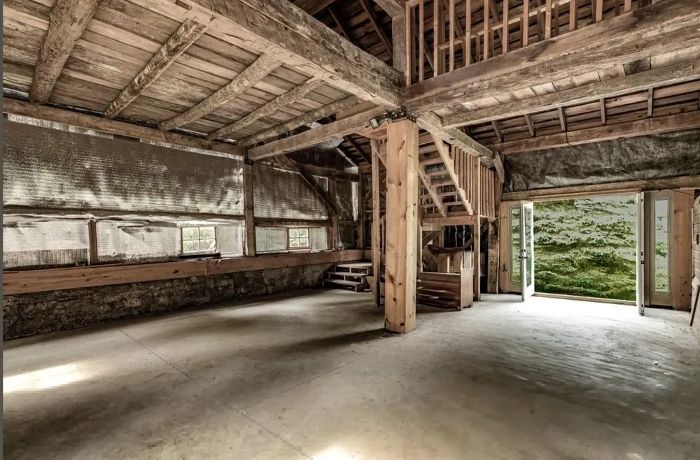 19196 Cleveland Avenue Galien Township, MI 49113