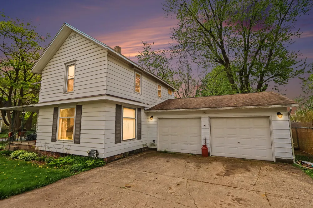 126 E South Street Vicksburg Village, MI 49097