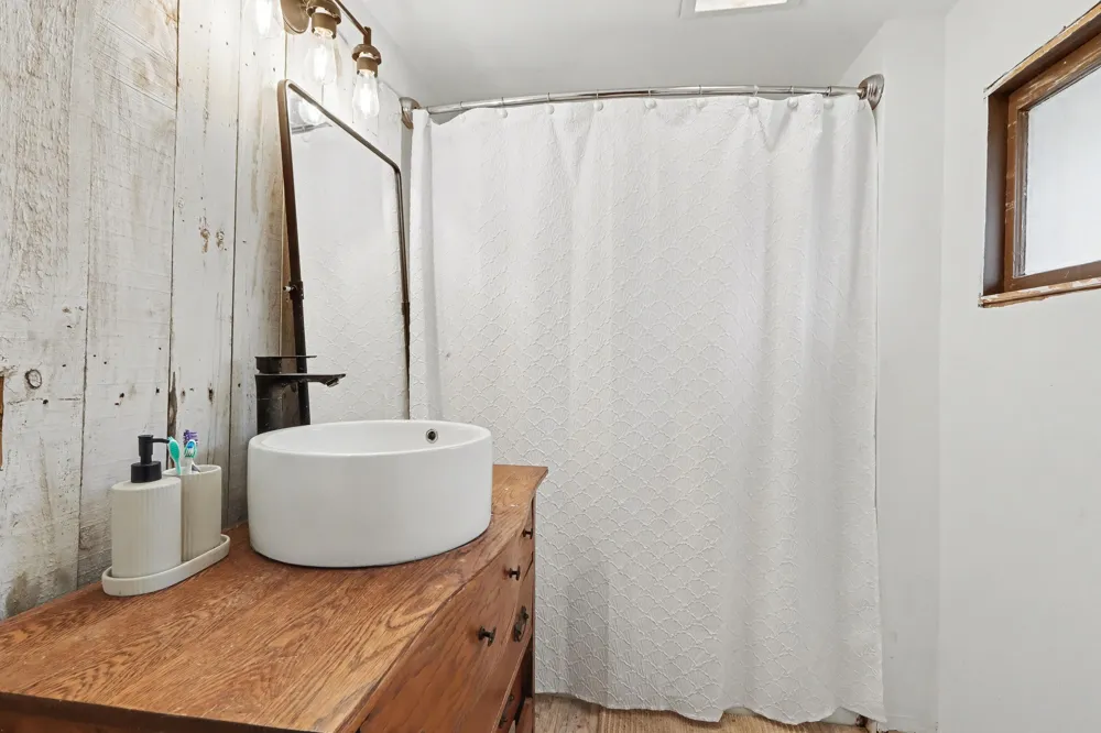 126 E South Street Vicksburg Village, MI 49097