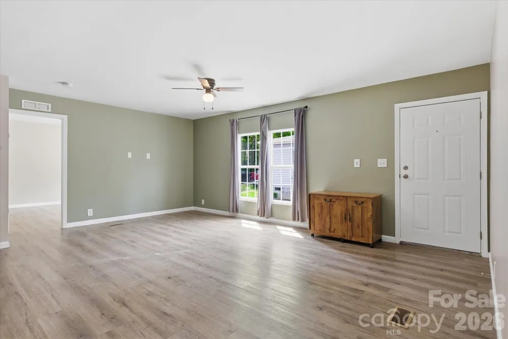 106 Central Avenue Swannanoa, NC 28778