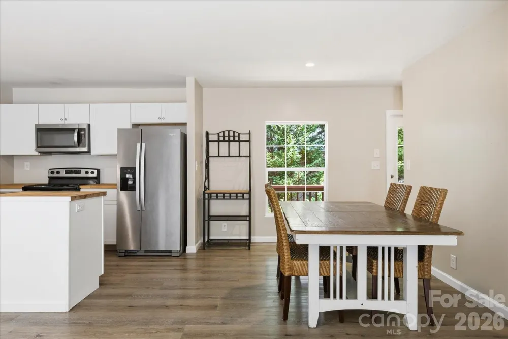 106 Central Avenue Swannanoa, NC 28778