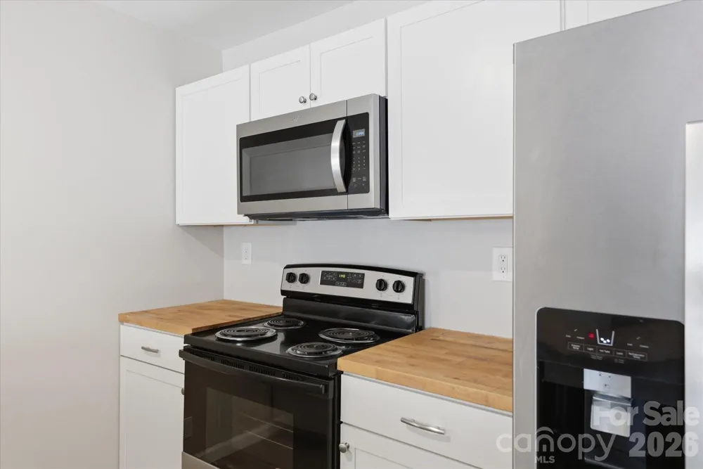 106 Central Avenue Swannanoa, NC 28778