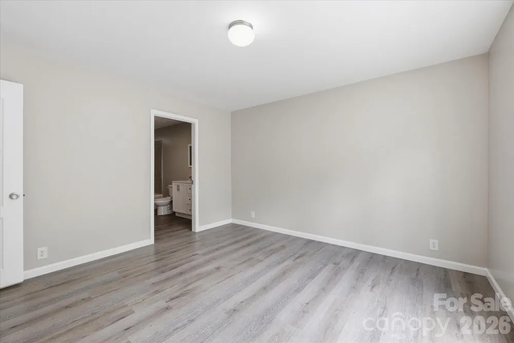 106 Central Avenue Swannanoa, NC 28778