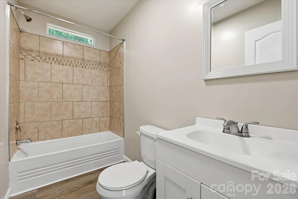 106 Central Avenue Swannanoa, NC 28778