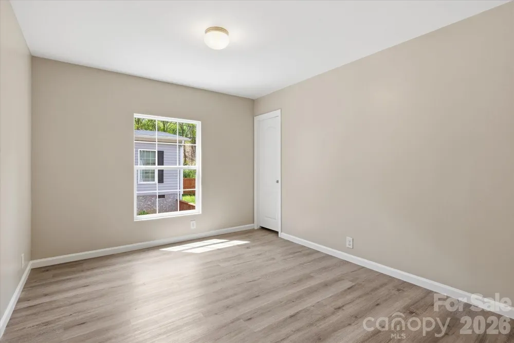 106 Central Avenue Swannanoa, NC 28778