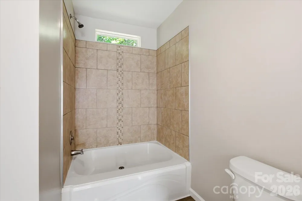 106 Central Avenue Swannanoa, NC 28778