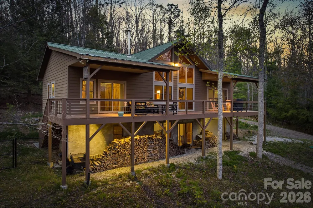163 Bear Track Lane Vilas, NC 28692
