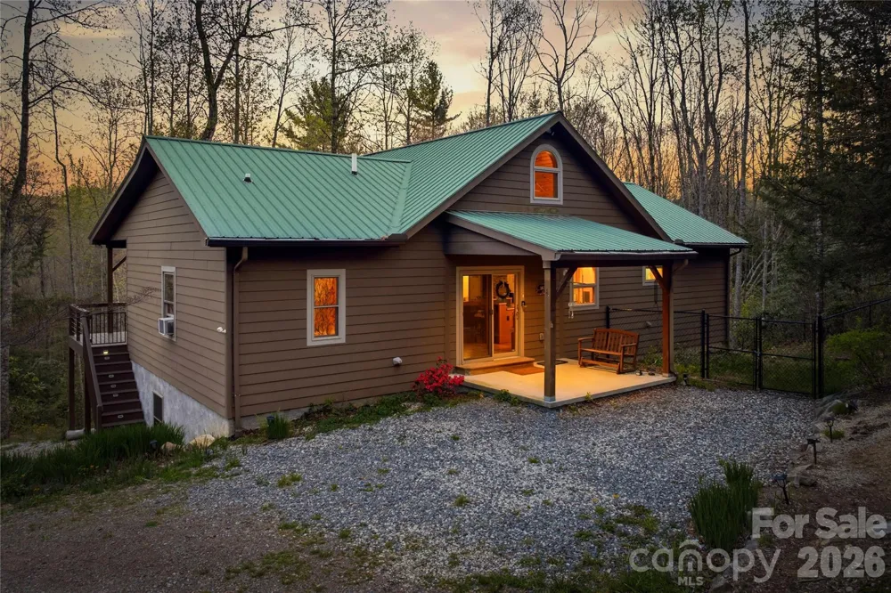 163 Bear Track Lane Vilas, NC 28692