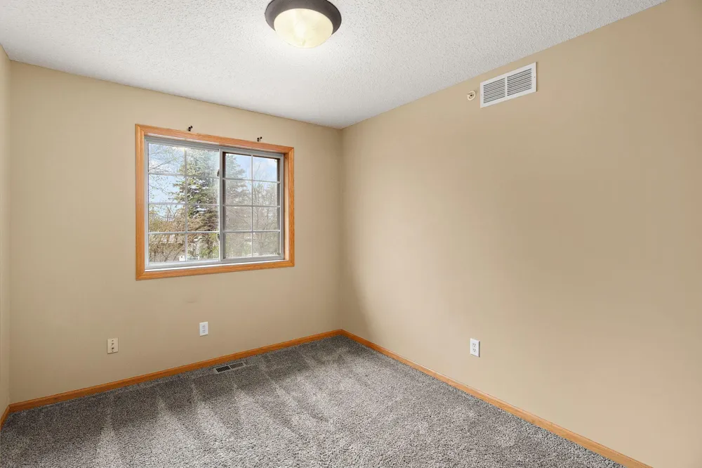 208 E Orchard Street Belle Plaine, MN 56011