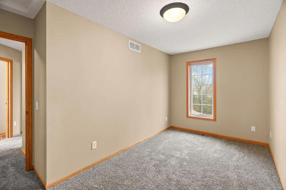 208 E Orchard Street Belle Plaine, MN 56011