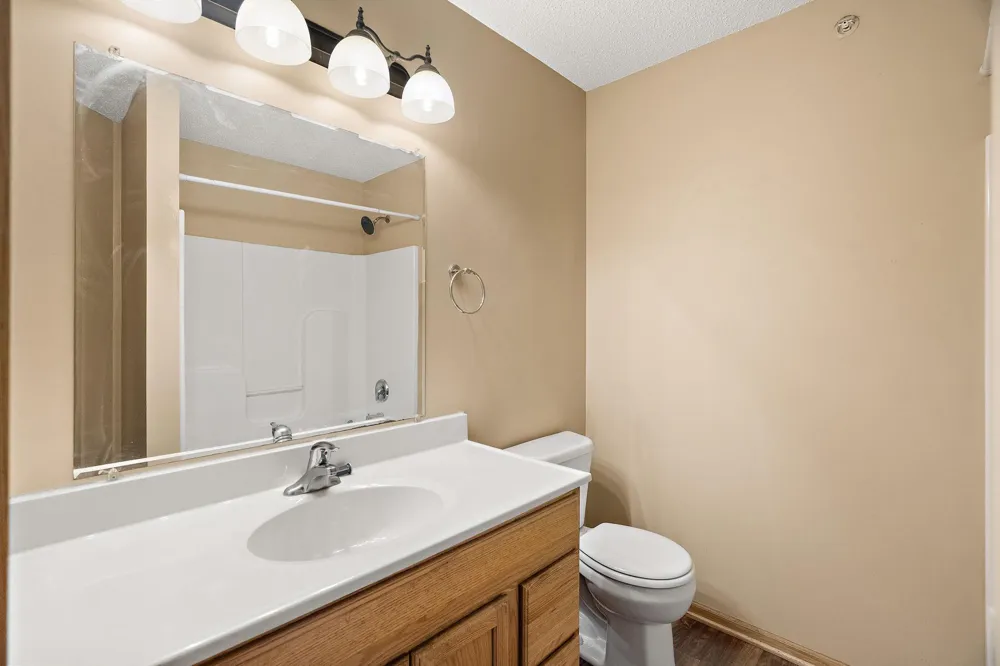 208 E Orchard Street Belle Plaine, MN 56011