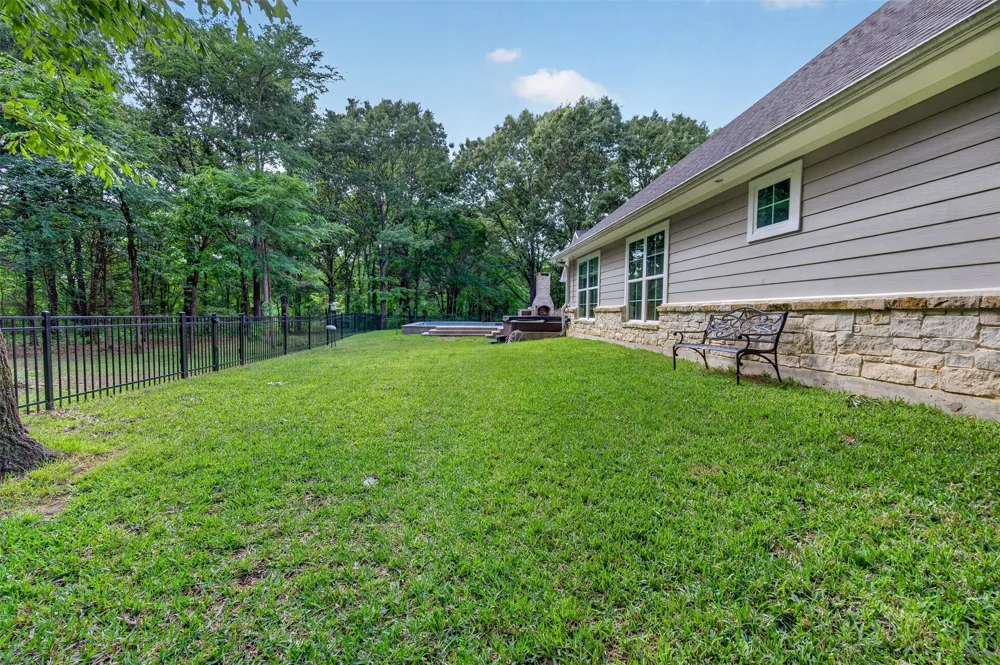 4747 Stonebridge Lane Athens, TX 75751