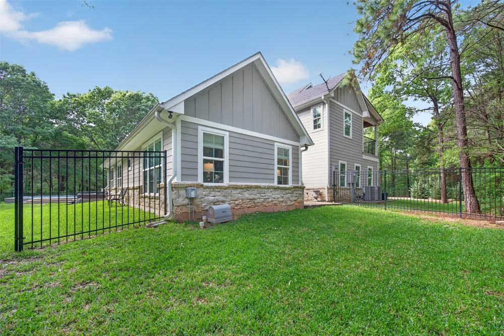 4747 Stonebridge Lane Athens, TX 75751