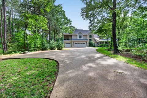 4747 Stonebridge Lane