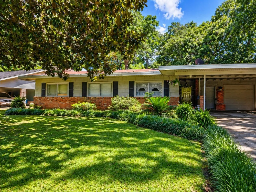 813 Captain Shreve Drive Shreveport, LA 71105