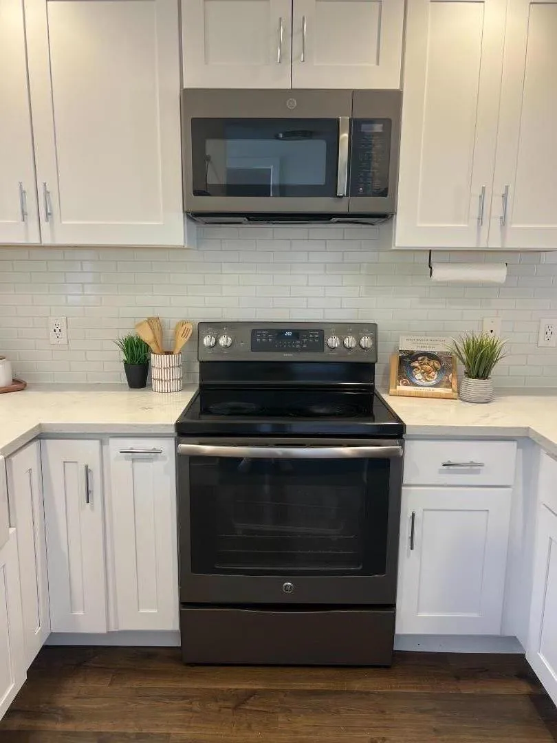 260 W. Dunne Avenue #18 Morgan Hill, CA 95037