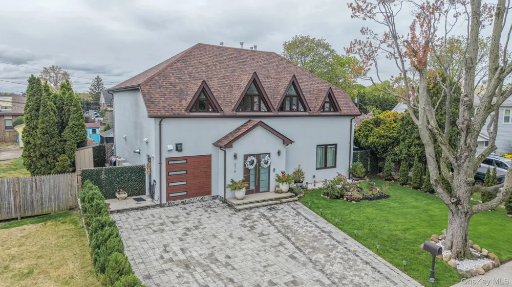 316 Acre Lane Hicksville, NY 11801