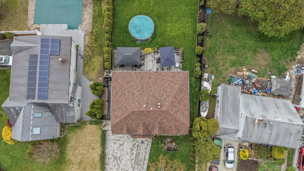 316 Acre Lane Hicksville, NY 11801