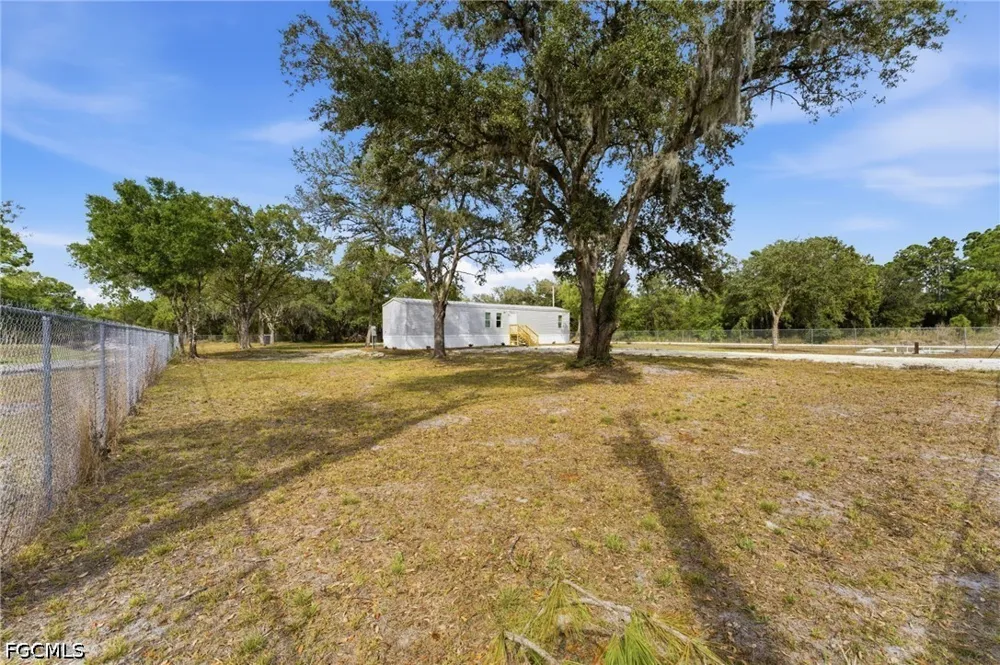 Avenida Del Sur Clewiston, FL 33440