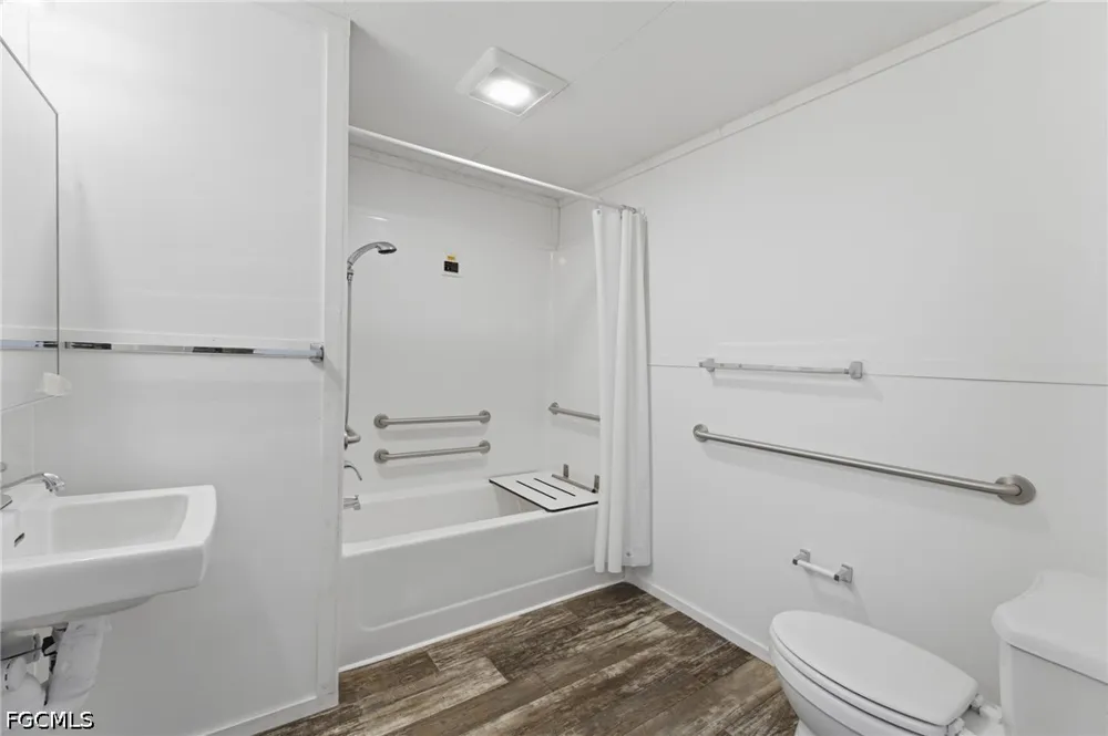 Avenida Del Sur Clewiston, FL 33440