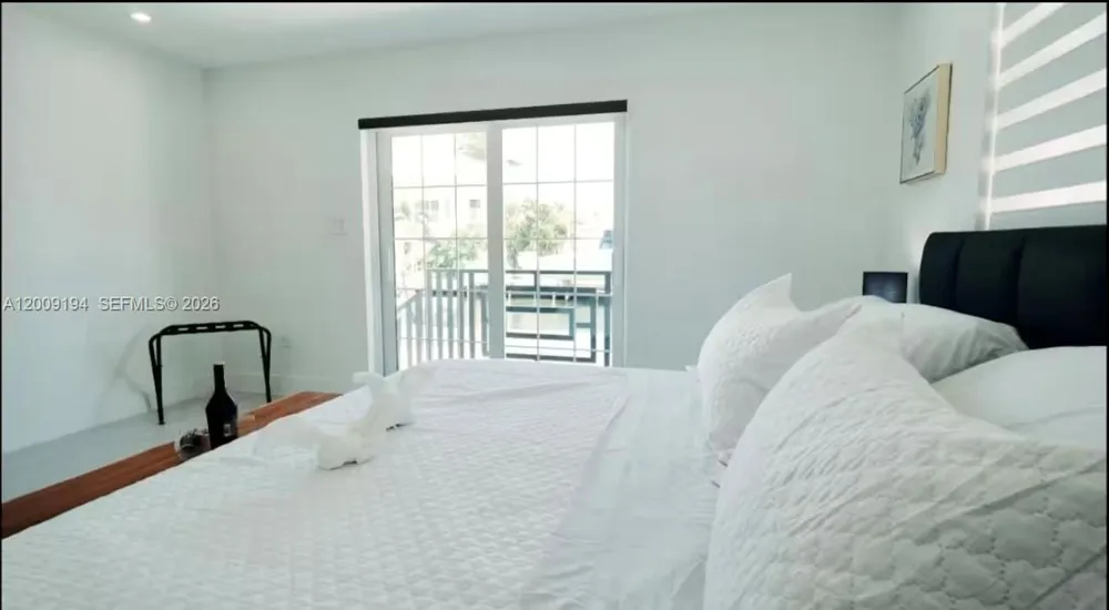 2133 Yellowtail Dr Marathon, FL 33050