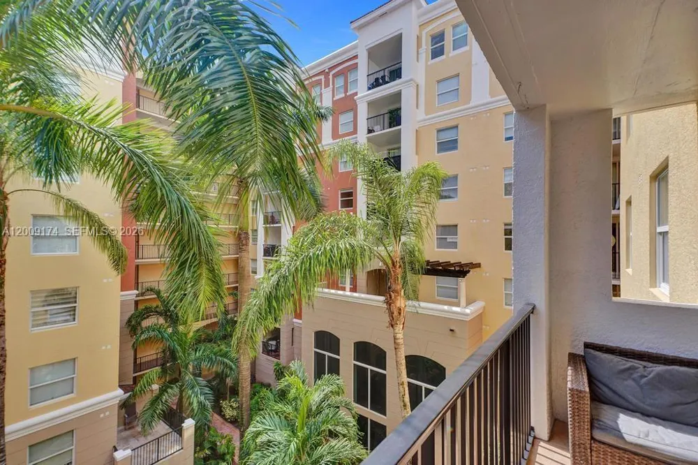 17100 Bay Rd #1511 Sunny Isles Beach, FL 33160