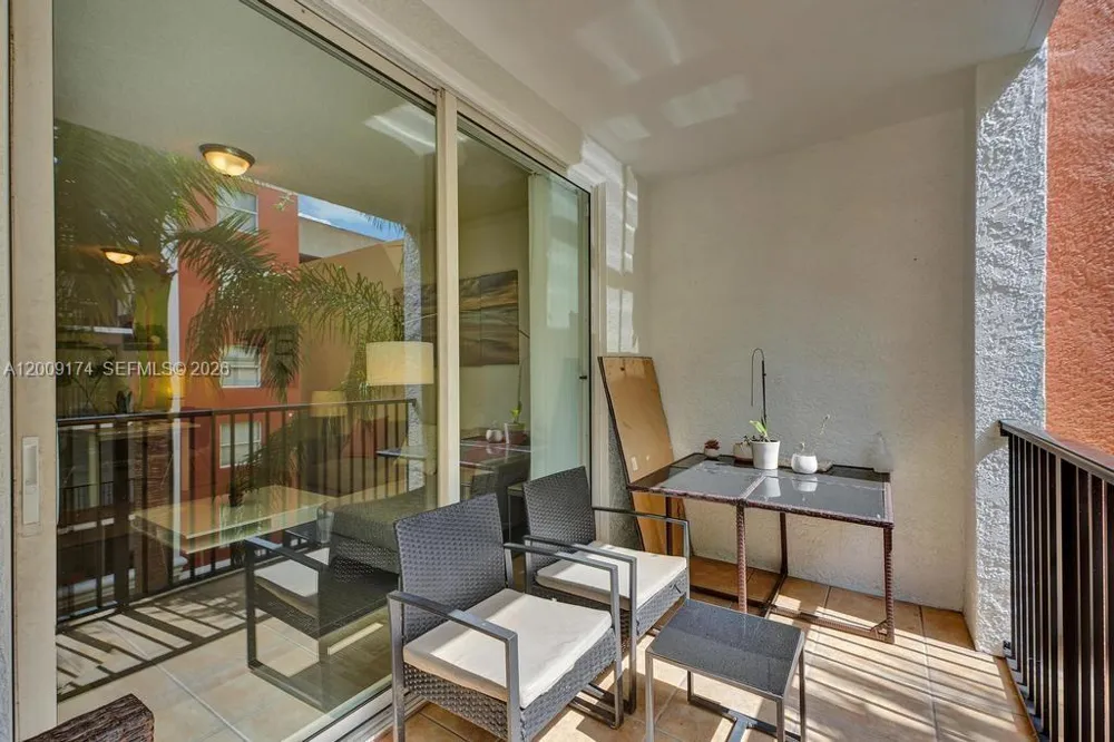 17100 Bay Rd #1511 Sunny Isles Beach, FL 33160