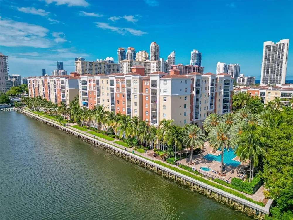 17100 Bay Rd #1511 Sunny Isles Beach, FL 33160