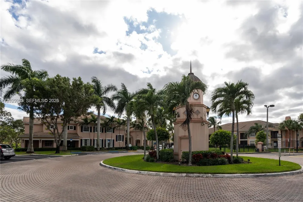 1002 Belmont Ln #1002 North Lauderdale, FL 33068